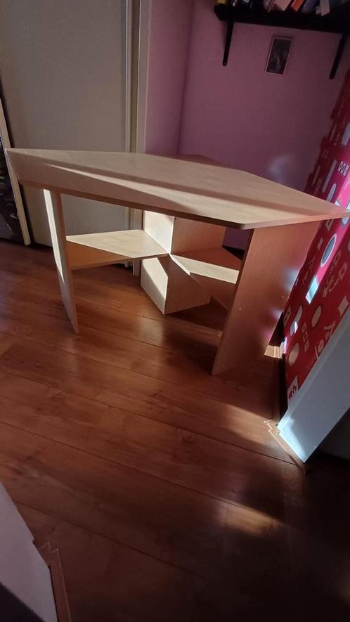 HOEK BUREAU> KEURIG  HOUTEN MODEL> GRATIS OP TE HALEN., Huis en Inrichting, Bureaus, Gebruikt, Bureau, Ophalen