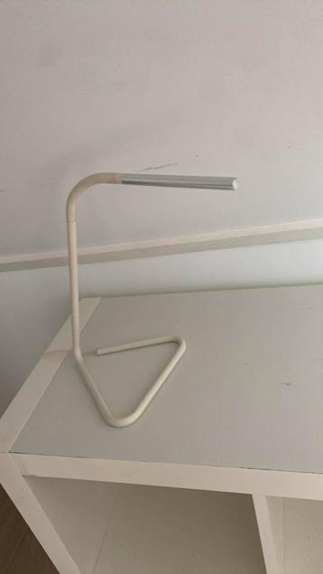 Bureaulamp beschikbaar voor biedingen