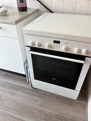 Kook en oven /grill combi beschikbaar voor biedingen