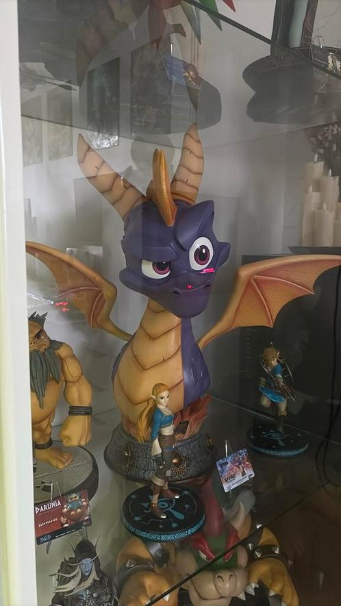 First 4 Figures - Spyro life sized bust, Verzamelen, Beelden en Beeldjes, Zo goed als nieuw, Ophalen