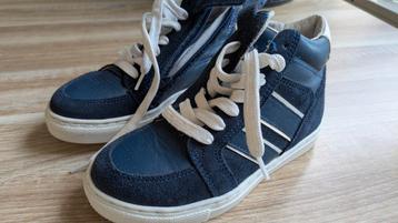 Kinder schoenen maat 27 beschikbaar voor biedingen