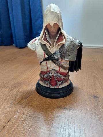 Assassin's Creed II Ezio buste (white) beschikbaar voor biedingen
