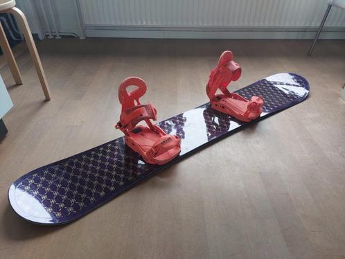 Burton snowboard plus Nitro schoenen, Sport en Fitness, Snowboarden, Zo goed als nieuw, Board, Ophalen