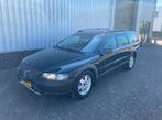 Volvo V70 2.4T NW APK 4WD AUT, Auto's, 1800 kg, Zwart, Traction-control, Leder en Stof