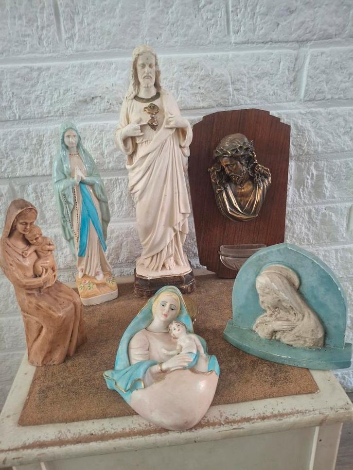 Lot van religieuze 6 beelden uit Frankrijk, Antiek en Kunst, Antiek | Religie, Ophalen of Verzenden