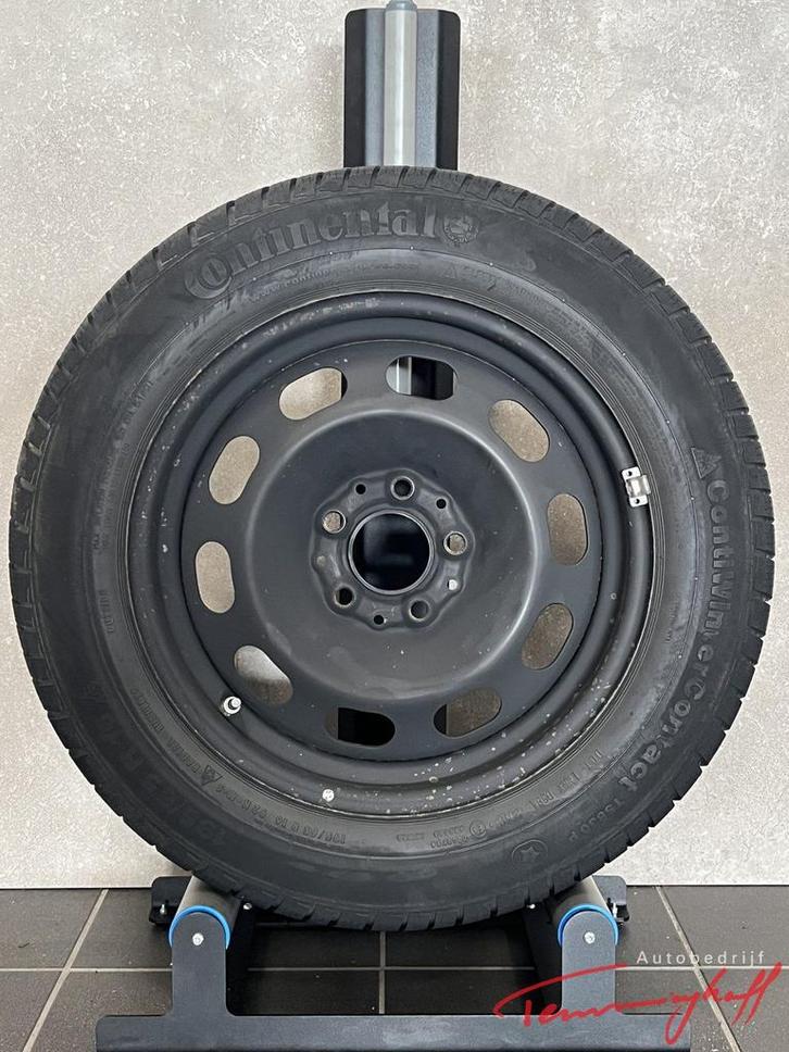 BMW 2 serie Active Tourer stalen velgen met winterbanden, Auto-onderdelen, Banden en Velgen, Banden en Velgen, Winterbanden, 16 inch