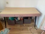 Mooi bureau 134 breed bij 60 diep, Ophalen of Verzenden, Gebruikt