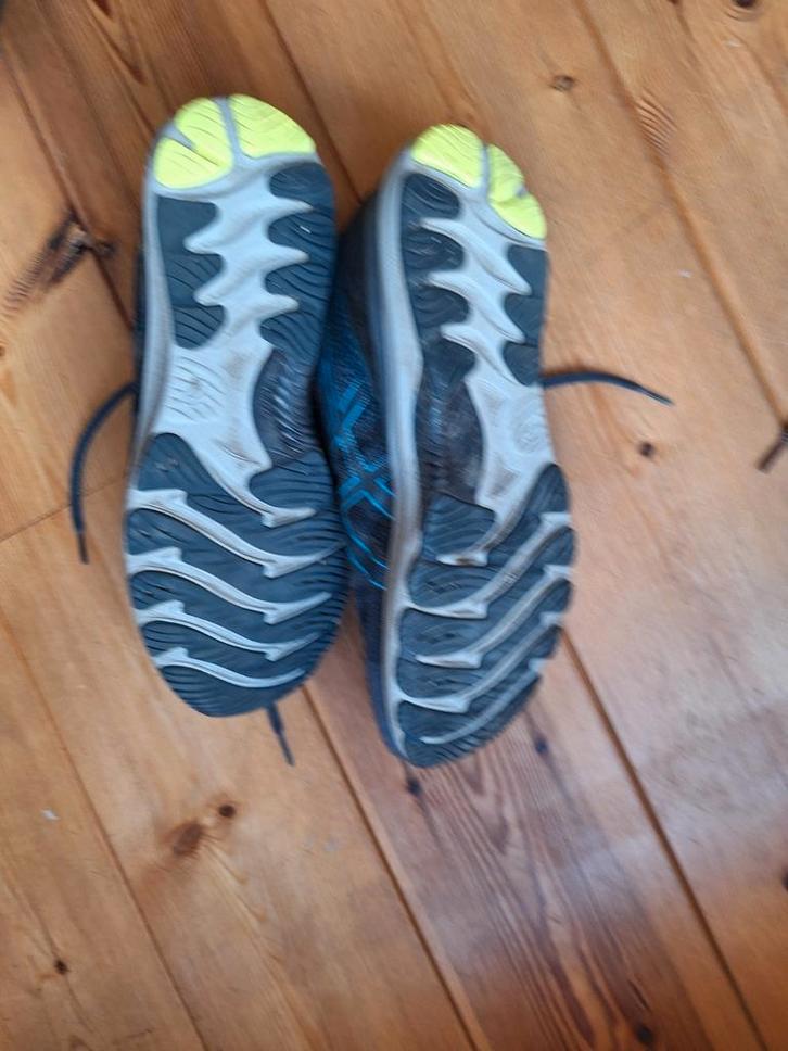 2 paar hardloopschoenen Nike & Asics, maat 45, Kleding | Heren, Schoenen, Zo goed als nieuw, Sportschoenen, Overige kleuren, Ophalen of Verzenden
