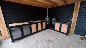 Buitenkeuken Big Green Egg, Bastard, Keij, Grill Guru  beschikbaar voor biedingen