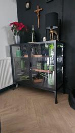 Vritrine kast, Ophalen, Zo goed als nieuw