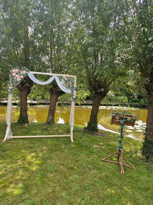 Prachtig houten prieel (bloemenboog) te koop!, Hobby en Vrije tijd, Feestartikelen | Verhuur, Zo goed als nieuw, Geboorte of Huwelijk