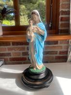 Oud mariabeeld groot in stolp., Antiek en Kunst, Ophalen