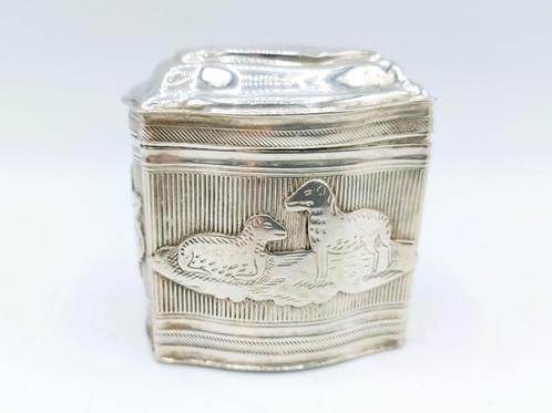 Zilveren lodereindoosje, Chr. J. Brunings, Joure, 1857, Antiek en Kunst, Antiek | Goud en Zilver, Zilver, Verzenden