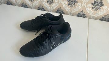 Nike Tiempo Voetbalschoenen - Maat 42 beschikbaar voor biedingen