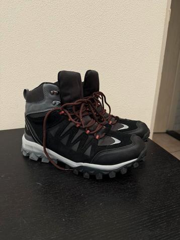 Wandel schoenen echt leer nieuw 42 walkox outdoor hiking beschikbaar voor biedingen