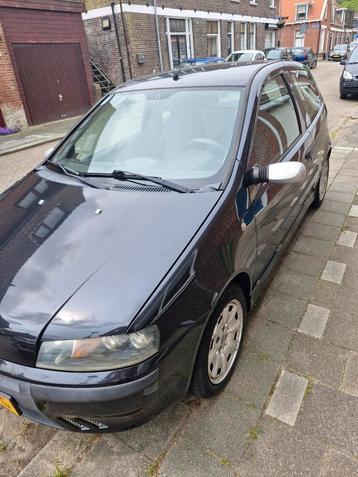 Fiat Punto 1.2 16V 3DR 2003 Zwart beschikbaar voor biedingen