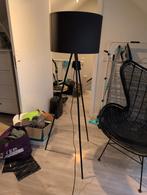 Stijlvolle Staande Lamp met Koper Kap, Huis en Inrichting, Lampen | Vloerlampen, Ophalen, Gebruikt, Metaal, Modern