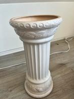 Porselein zuil wit ca 60 cm hoog, Huis en Inrichting, Woonaccessoires | Zuilen en Pilaren, Ophalen of Verzenden, Gebruikt