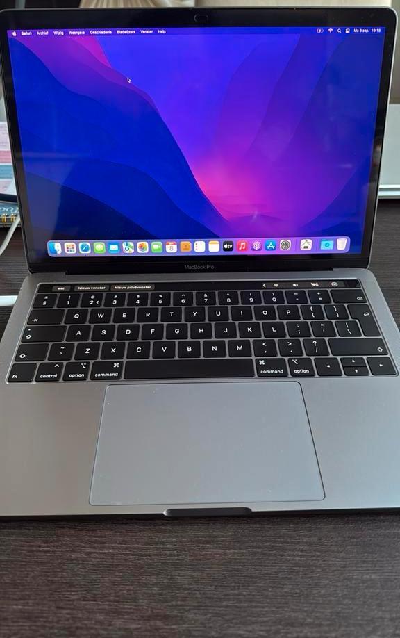 Macbook pro 13 inch 2019 TouchBar incl. usb jack, Computers en Software, Apple Macbooks, Zo goed als nieuw, MacBook Pro, 13 inch