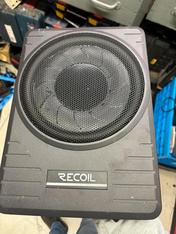 Underseat subwoofer, Auto diversen, Autospeakers, Zo goed als nieuw, Ophalen of Verzenden