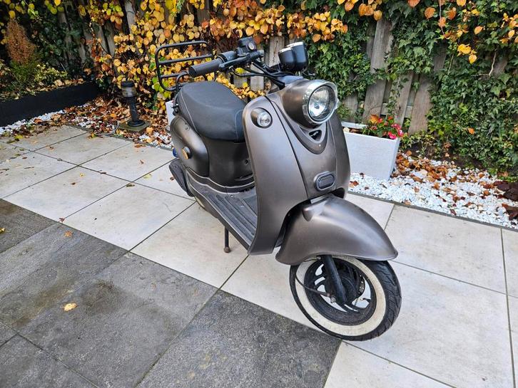 Santini San Remo Scooter - Blauw Kenteken, Fietsen en Brommers, Brommeronderdelen | Scooters, Gebruikt, Overige merken, Overige typen