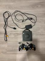 Nintendo Gamecube met 2 controllers en alle originele kabels, Ophalen of Verzenden, Gebruikt, Zwart, Met 2 controllers