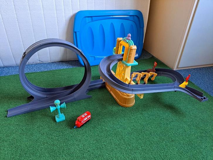 Chuggington treinbaan met looping, Kinderen en Baby's, Speelgoed | Overig, Zo goed als nieuw, Jongen of Meisje, Ophalen of Verzenden