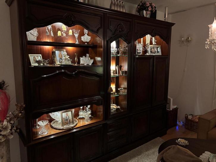 Antieke kersenhouten tv kast met verlichting, Antiek en Kunst, Antiek | Meubels | Kasten, Ophalen