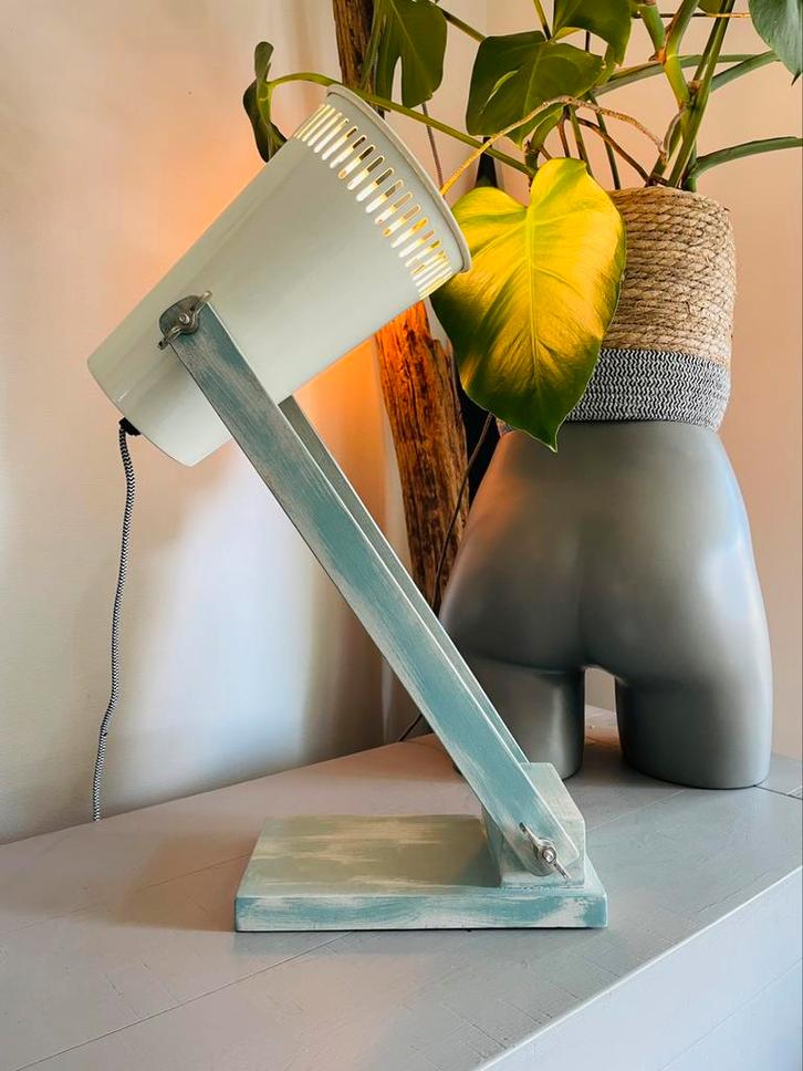 Grote Lamp van the GO’ ROUND Amsterdam, Huis en Inrichting, Lampen | Tafellampen, Zo goed als nieuw, 50 tot 75 cm, Hout, Metaal