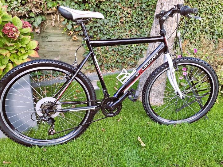 Nette mountainbike zwart/wit, Fietsen en Brommers, Fietsen | Mountainbikes en ATB, Gebruikt, Overige merken, Ophalen