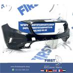 W156 GLA Voorbumper 2013-2019 KOPLAMPSPROEIERS / PDC zwart w, Gebruikt, -, Voor, Ophalen of Verzenden