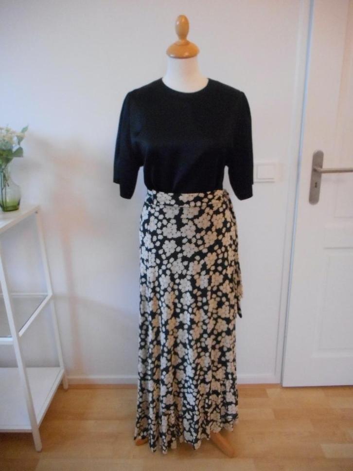 Rok van Fabienne Chapot, maat M, Kleding | Dames, Rokken, Zo goed als nieuw, Maat 38/40 (M), Zwart, Onder de knie, Ophalen of Verzenden