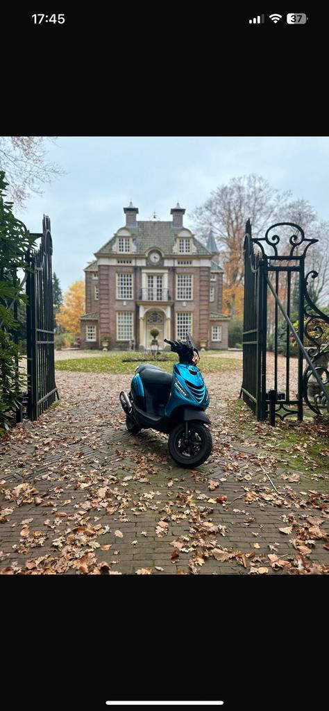 Zip 70cc mk2 racing, Fietsen en Brommers, Scooters | Piaggio, Zo goed als nieuw, Zip, Ophalen of Verzenden