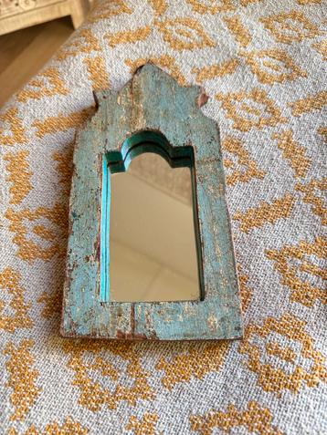 Spiegeltje uit India / Nepal beschikbaar voor biedingen