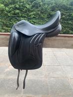 Busse Bozen dressuurzadel 17 inch, Ophalen, Zo goed als nieuw, Dressuur