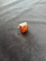 925 zilveren ring met grote barnsteen, art deco, 3x gemerkt, 18 tot 19, Ophalen of Verzenden, Zo goed als nieuw, Dame