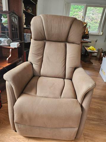 Relax fauteuil  beschikbaar voor biedingen