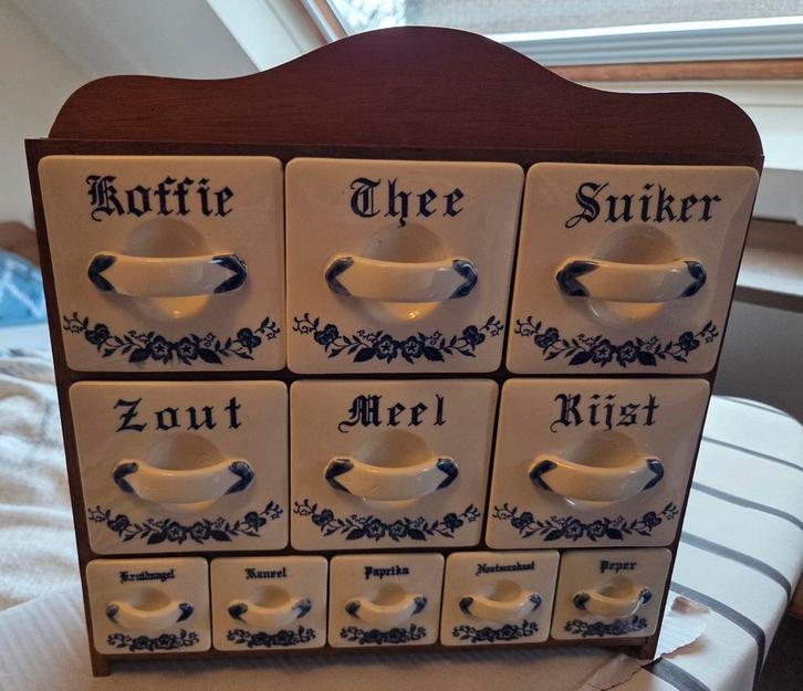 Brocante Keukenkastje met Laatjes, Antiek en Kunst, Curiosa en Brocante, Ophalen