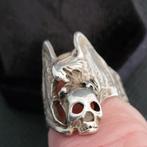 Vintage eagle and skull ring, Sieraden, Tassen en Uiterlijk, Ringen, Ophalen of Verzenden, 20 of groter, Zilver, Zilver