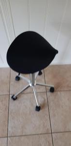 Mooie Zadel kruk., Huis en Inrichting, Ophalen, Zo goed als nieuw, Hout