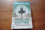 boek - Diewertje Blok - Dragelijke lichtheid, Ophalen of Verzenden, Tweede Wereldoorlog, Zo goed als nieuw