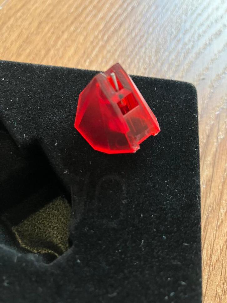 Ortofon 2M Red stylus/naald, Audio, Tv en Foto, Platenspelers, Gebruikt, Platenspeler-onderdeel, Overige merken, Ophalen