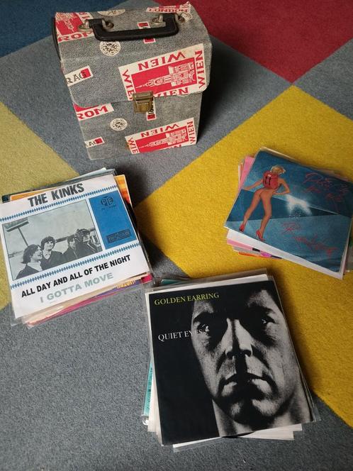 Single verzameling + koffer, Cd's en Dvd's, Vinyl Singles, Gebruikt, Single, Overige genres, 7 inch, Ophalen of Verzenden