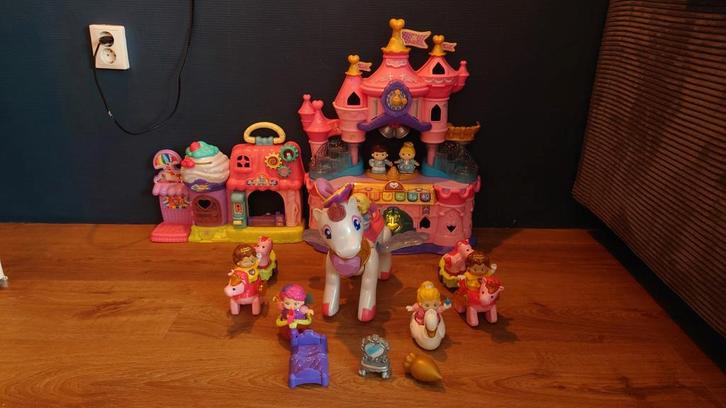 Vtech vrolijke vriendjes sets magisch lichtkasteel en meer, Kinderen en Baby's, Speelgoed | Vtech, Ophalen of Verzenden