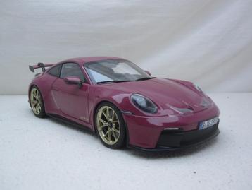 Porsche 911 / 992 GT3 2021 1:18 Norev beschikbaar voor biedingen