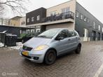 Mercedes A-klasse 150 Classic/Airco/Apk/stoelverwarming, Auto's, Mercedes-Benz, Voorwielaandrijving, 15 km/l, Blauw, 49 €/maand