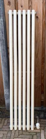 Mooie design radiator - wit, 800 watt of meer, Minder dan 60 cm, Gebruikt, 80 cm of meer