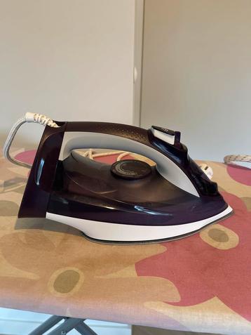 Philips Powerlife Strijkijzer - Steamglide 2000-2400W beschikbaar voor biedingen