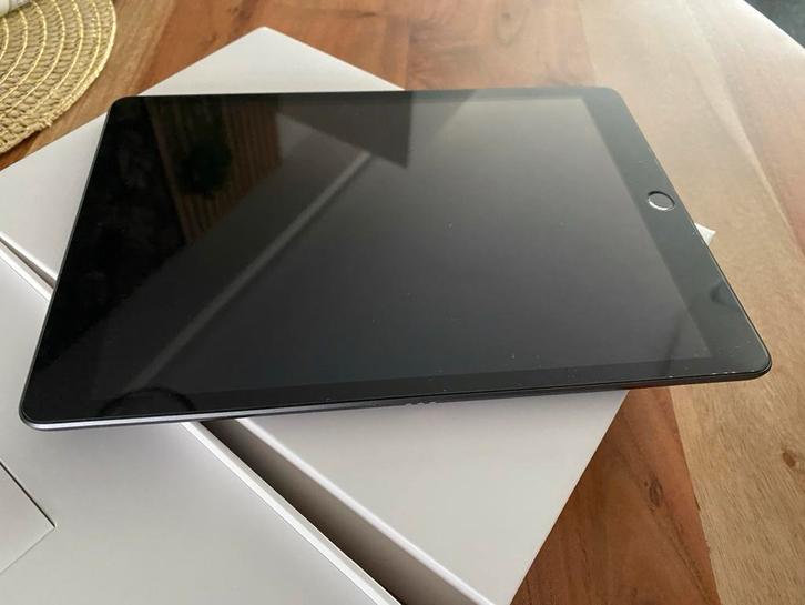 iPad 7e generatie 128GB (2020) met beschermglas en extra’s!!, Computers en Software, Apple iPads, Zo goed als nieuw, Apple iPad