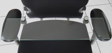 Wandplank glas 60x15cm inclusief montageonderdelen beschikbaar voor biedingen